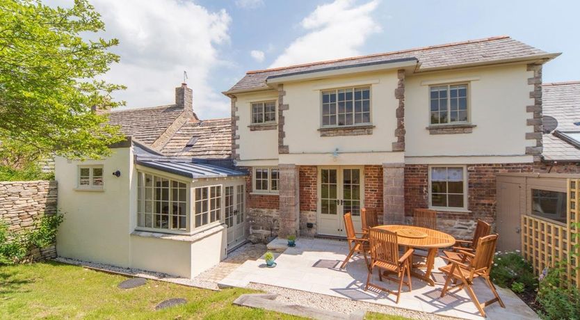 Photo of 4 Bed in Corfe Castle