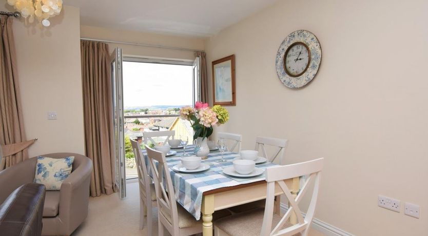 Photo of 3 Bed in Shanklin