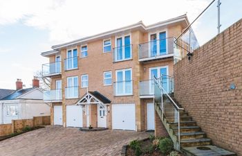 3 Bed in Shanklin Holiday Cottage