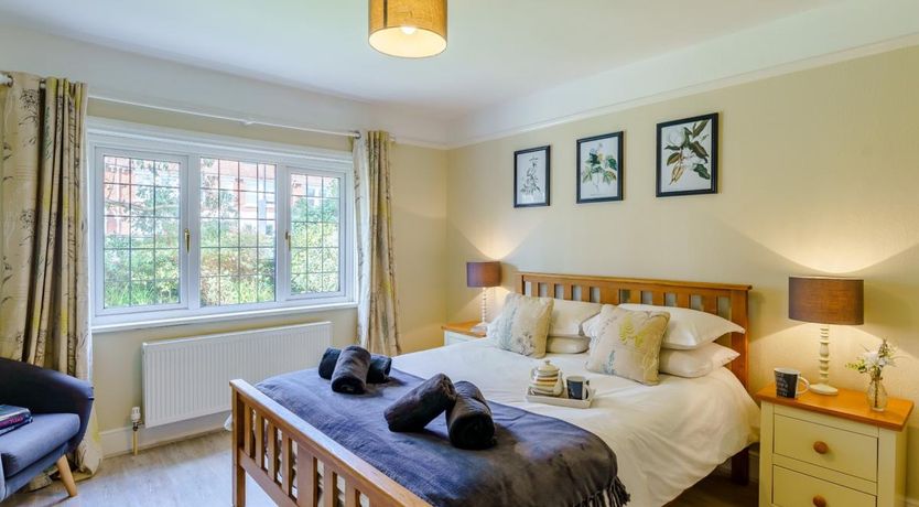 Photo of 4 Bed in Bembridge