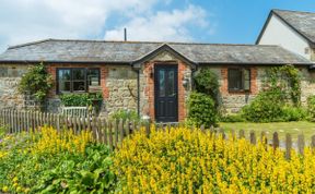 Photo of in Godshill (IC085)