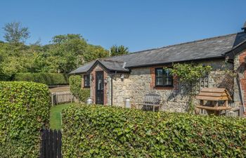 2 Bed in Godshill Holiday Cottage