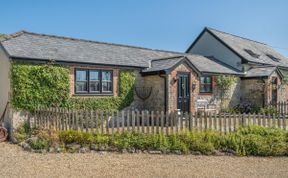 Photo of 2 Bed in Godshill