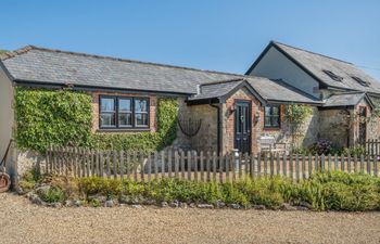 2 Bed in Godshill Holiday Cottage
