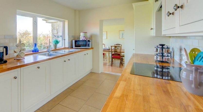 Photo of 4 Bed in Worth Matravers