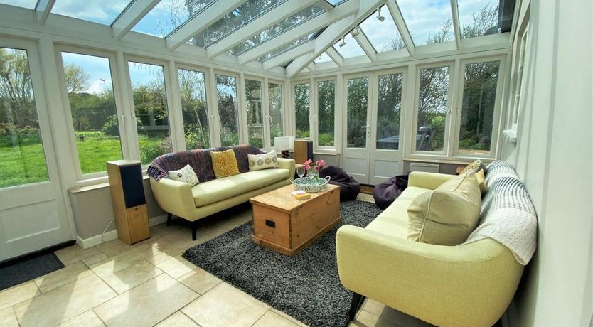 Photo of 4 Bed in Ningwood