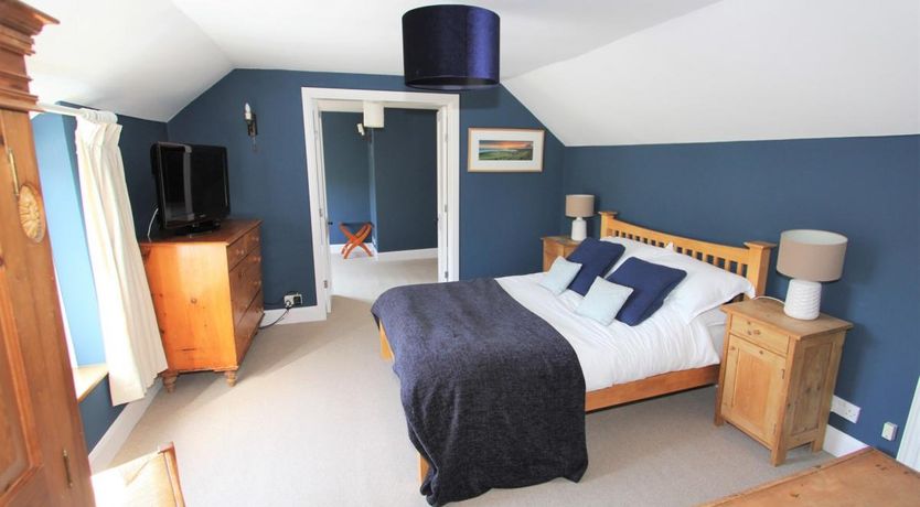 Photo of 4 Bed in Ningwood