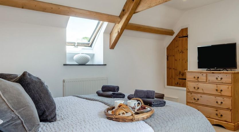 Photo of 2 Bed in Godshill