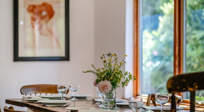 Photo of 3 Bed in Gurnard