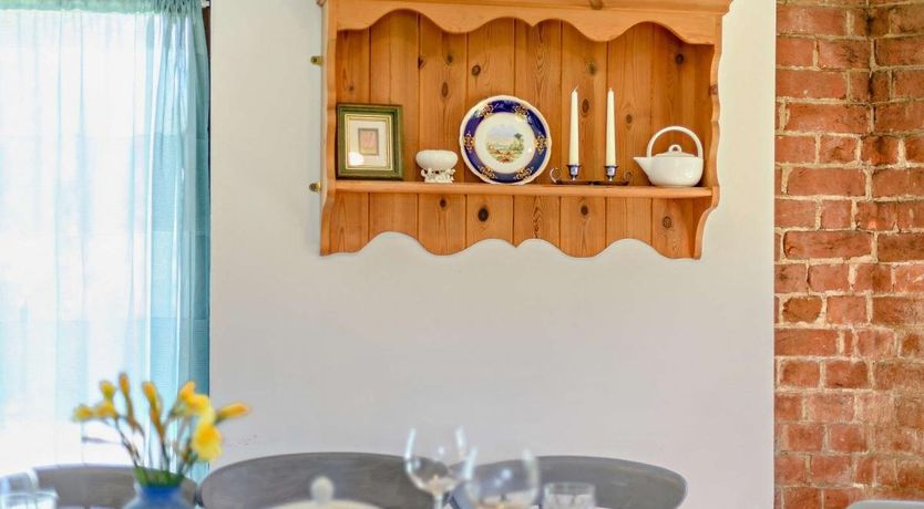 Photo of 5 Bed in Wareham