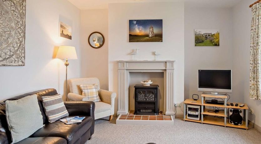 Photo of 3 Bed in Niton Undercliff