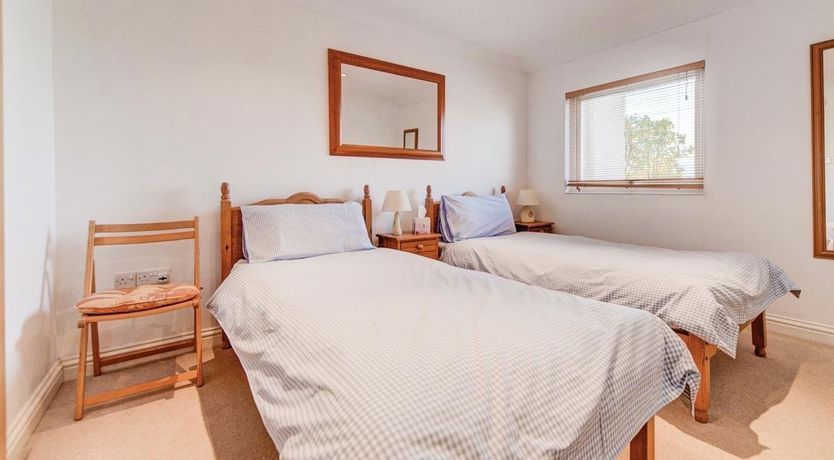 Photo of 1 Bed in Cowes