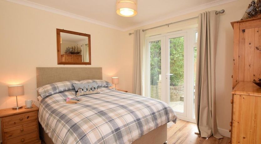 Photo of 4 Bed in Seaview