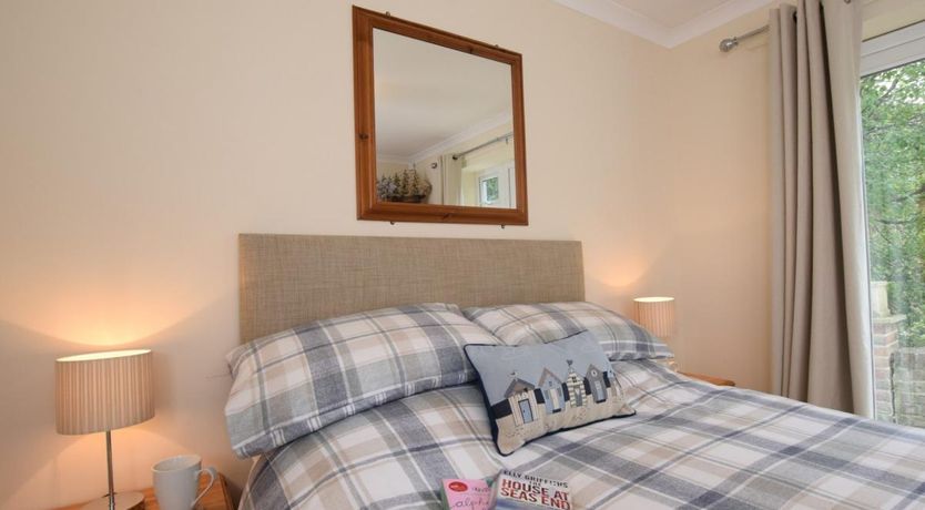 Photo of 4 Bed in Seaview