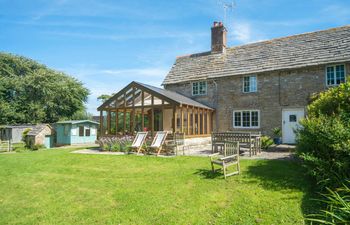 3 Bed in Corfe Castle Holiday Cottage