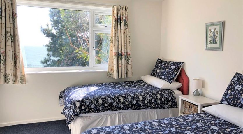 Photo of 4 Bed in Ventnor