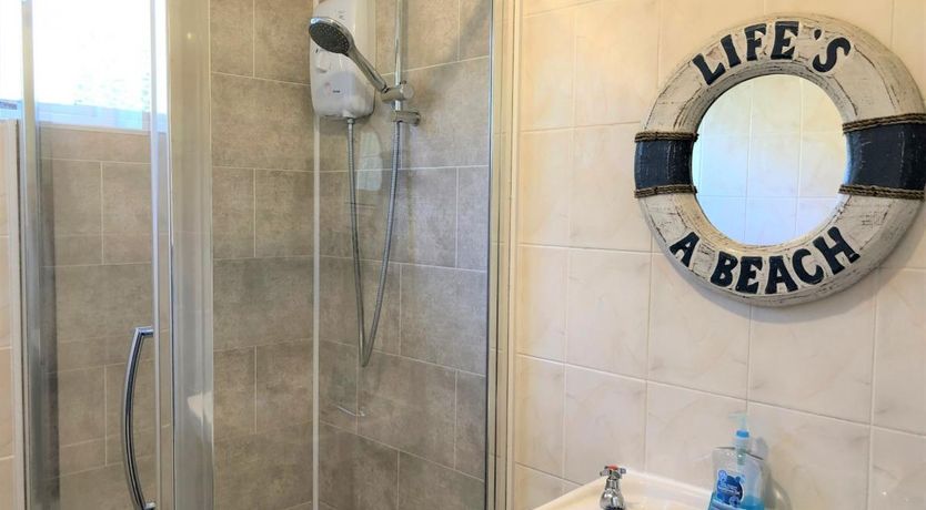 Photo of 4 Bed in Ventnor