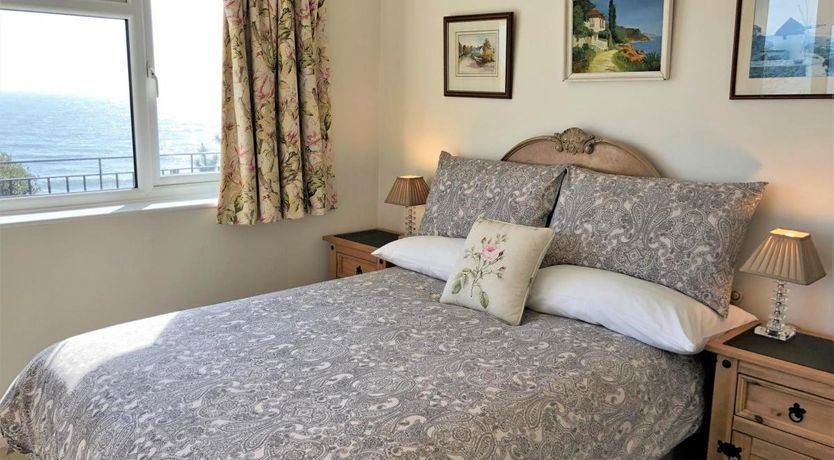 Photo of 4 Bed in Ventnor