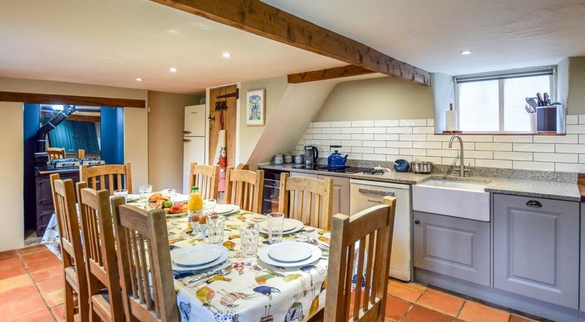 Photo of 4 Bed in Worth Matravers