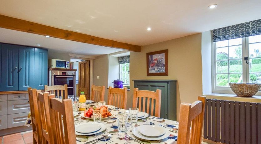 Photo of 4 Bed in Worth Matravers