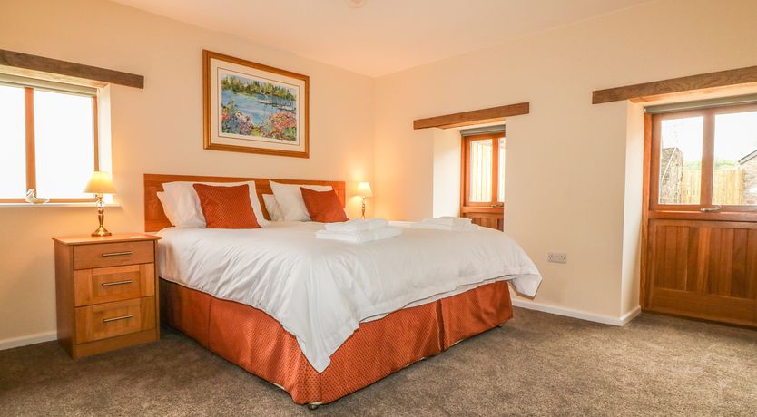 Photo of Swifts Barn