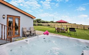 Photo of 3 Bed in Ilfracombe