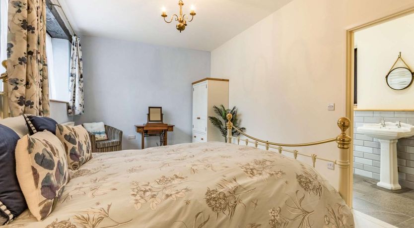 Photo of 2 Bed in Bideford