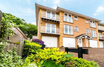 in Shanklin (IC180) Apartment