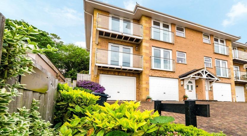 Photo of in Shanklin (IC180)