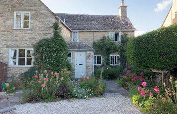 in Eastleach (HIC05) Holiday Cottage