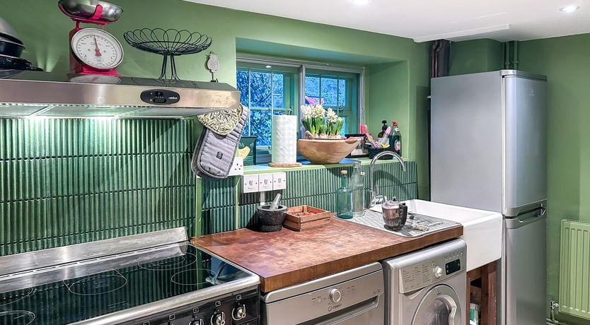 Photo of 2 Bed in Cirencester