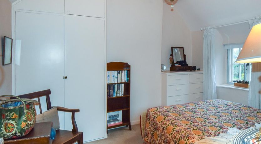 Photo of 2 Bed in Cirencester