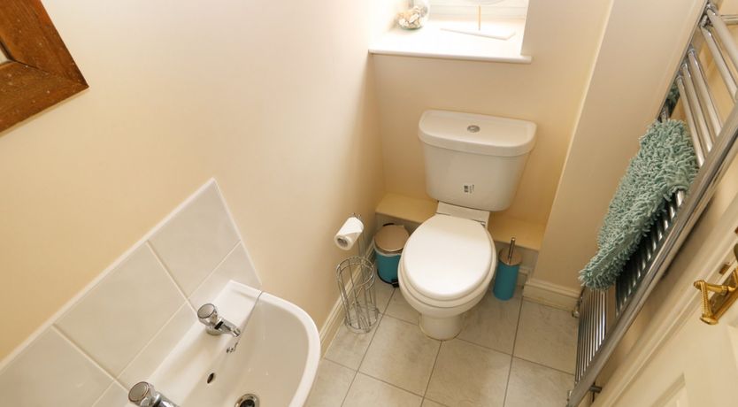 Photo of Flat 2, 4 St Edmund's Terrace