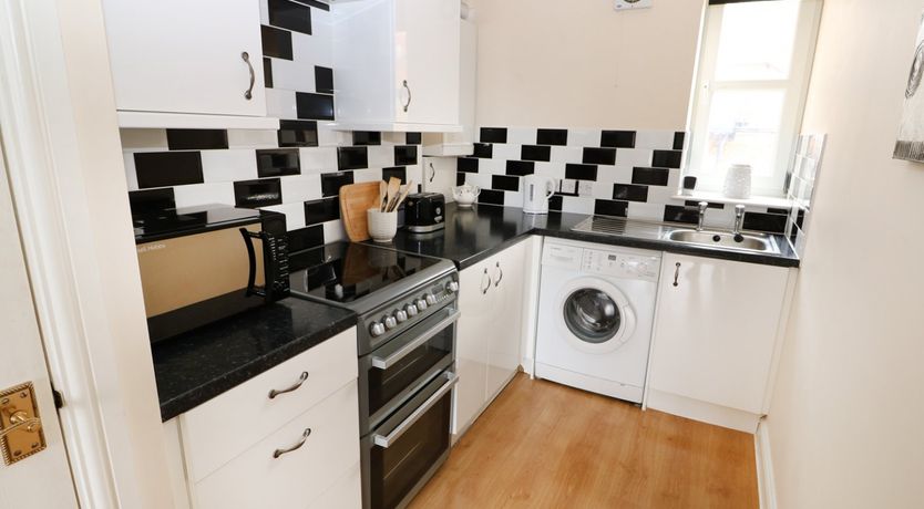 Photo of Flat 2, 4 St Edmund's Terrace