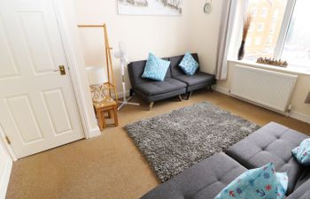 Flat 2, 4 St Edmund's Terrace Apartment