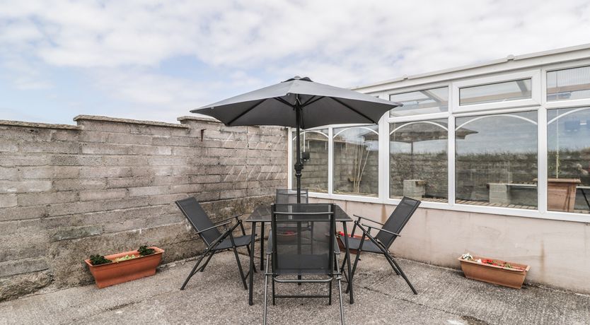 Photo of 2 Park Nook Close