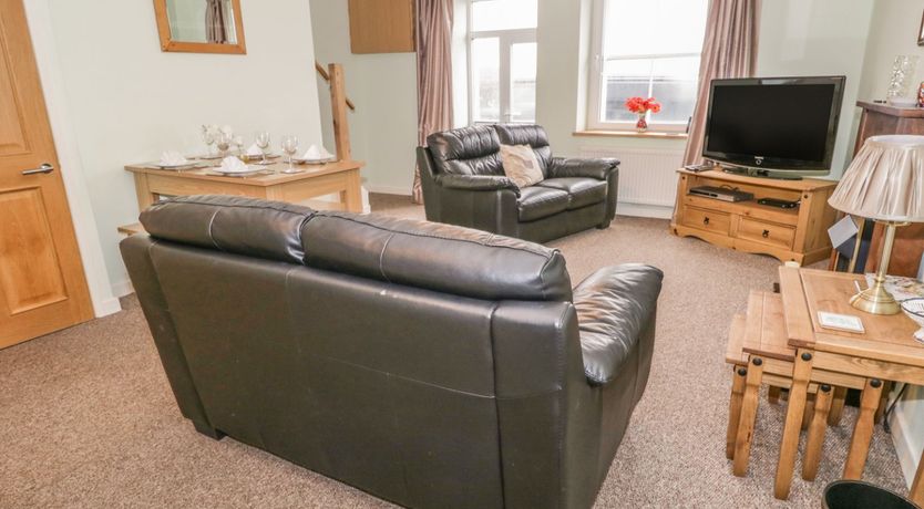 Photo of 2 Park Nook Close