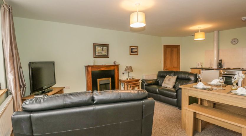 Photo of 2 Park Nook Close