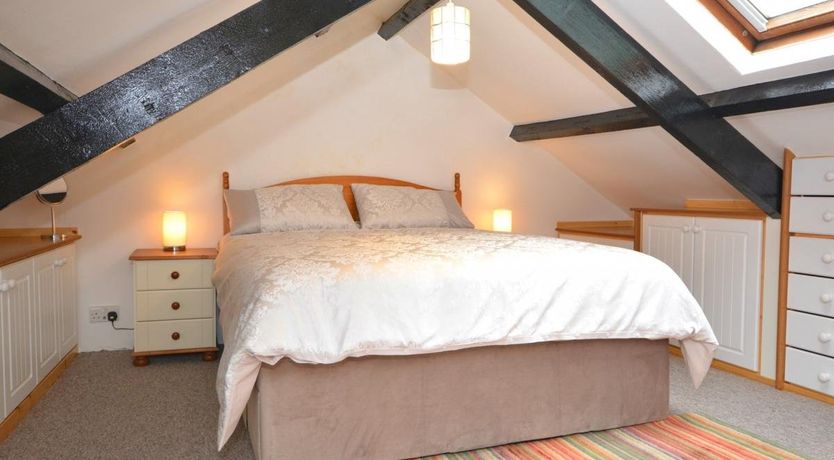 Photo of 1 Bed in Porthgain