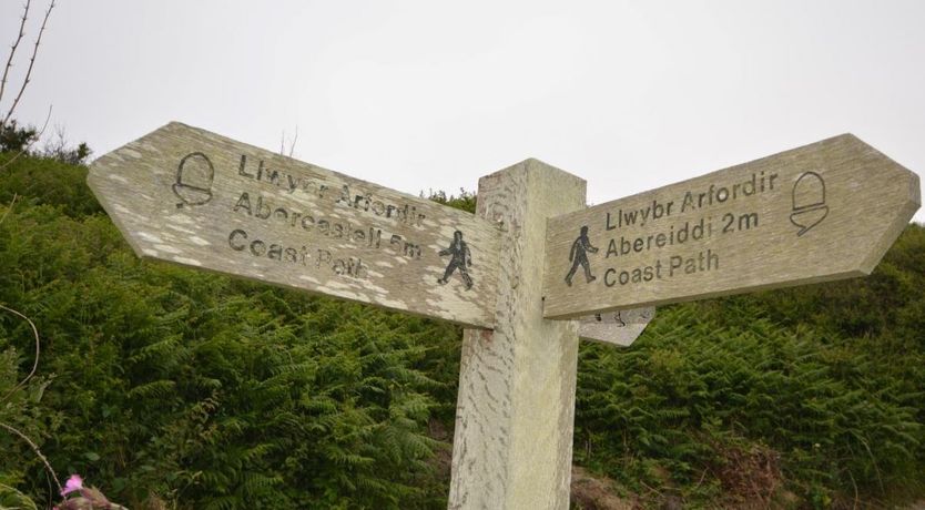 Photo of 1 Bed in Porthgain