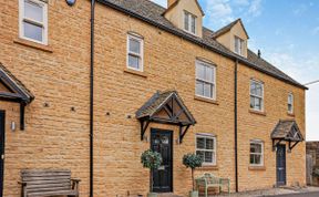 Photo of in Bourton-on-the-Water (62039)