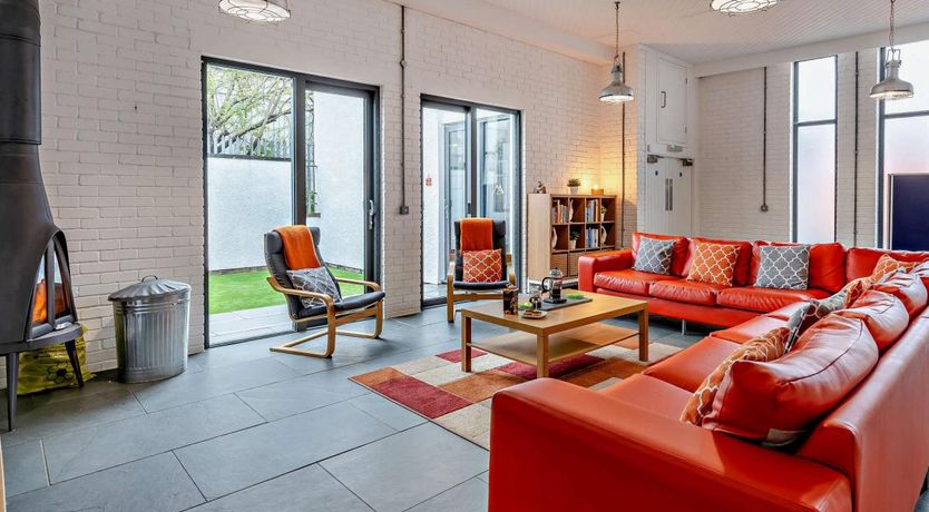 Photo of 3 Bed in Cwmavon