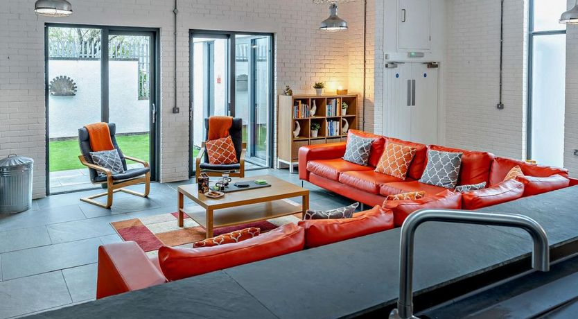 Photo of 3 Bed in Cwmavon