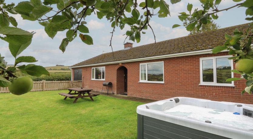 Photo of Glanyrafon Bungalow