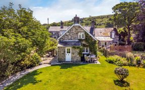 Photo of House in North Wales