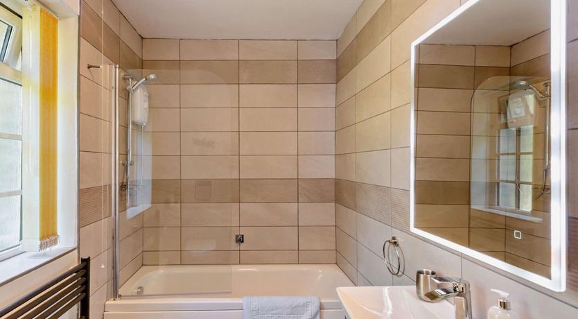 Photo of 2 Bed in Clynnogfawr