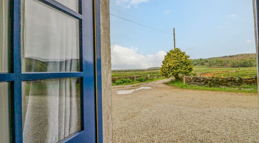 Photo of Seaview-Barsloisnach Cottage