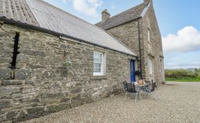 Photo of Seaview-Barsloisnach Cottage