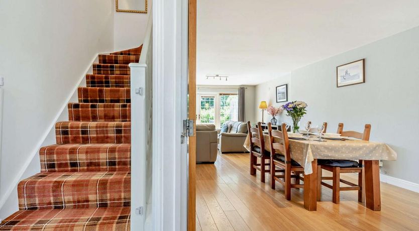 Photo of 2 Bed in Cosheston