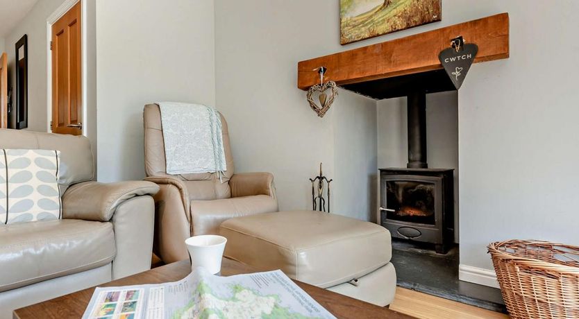 Photo of 2 Bed in Cosheston